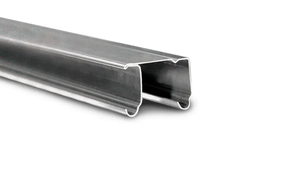 RIEL U-20 ACERO GALVANIZADO 6 MTS